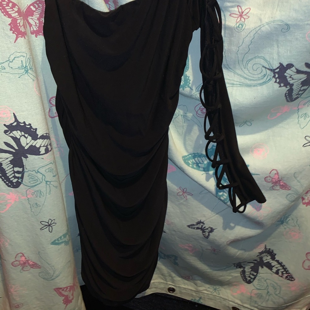 Black criss-cross dress